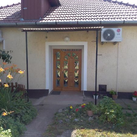 Raday Apartman Hajdúszoboszló Buitenkant foto